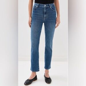 FRAME Le Sleek Straight Jean